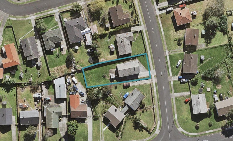 57 Valiant Street, Mangere, Auckland - Carousel 1