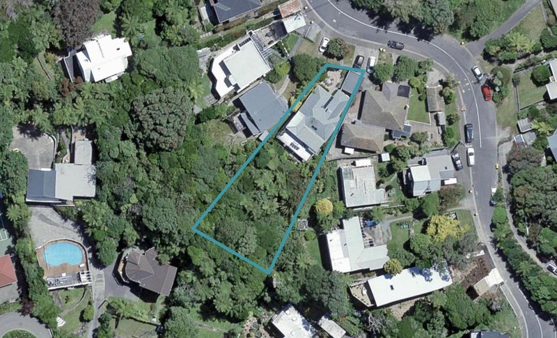 120 Donald Street, Karori, Wellington - Carousel 1