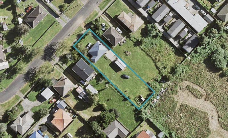 61 Birdwood Road East, Pukekohe - Carousel 1
