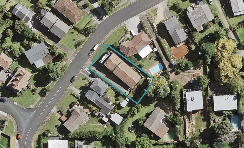 10 Barberton Terrace, Red Hill, Papakura - Carousel 1