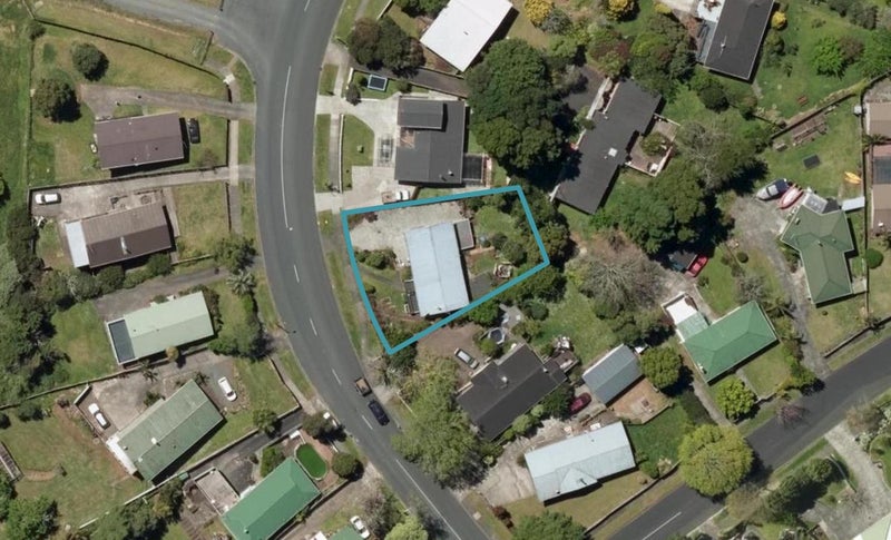35 Eden Terrace, Kamo, Whangarei - Carousel 1