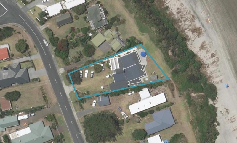 29 Robert Street, Mangawhai Heads, Mangawhai - Carousel 1