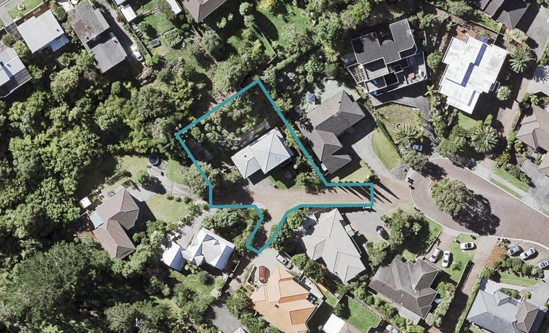 86 Crestview Place, Browns Bay, Auckland - Carousel 1