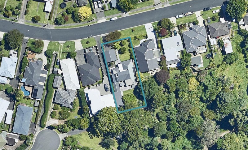 80 Milton Road, Otumoetai, Tauranga - Carousel 1