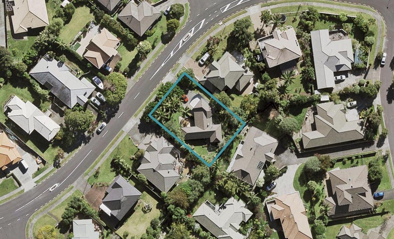 50 Goldfinch Rise, Unsworth Heights, Auckland - Carousel 1