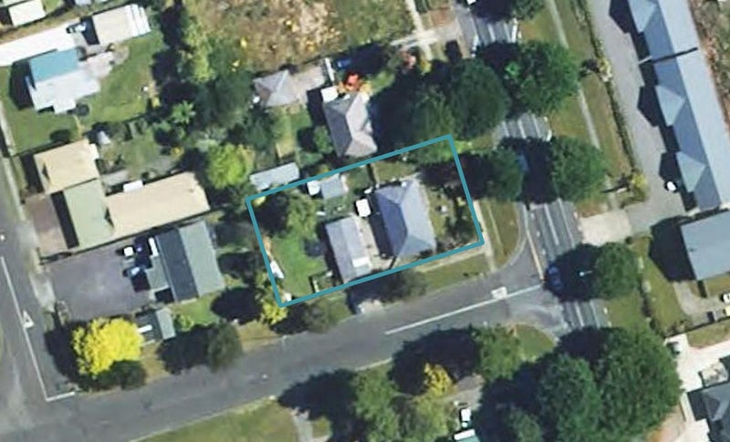 441 Broadway, Stratford - Carousel 1
