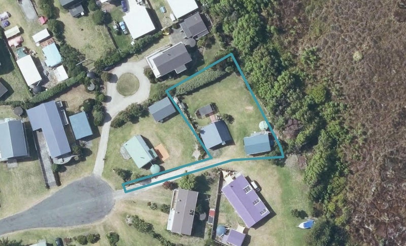 7 Tamure Crescent, Mahia, Māhia - Carousel 1
