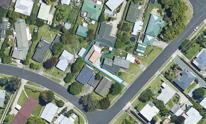 9 Collingwood Street, Judea, Tauranga - Carousel 1