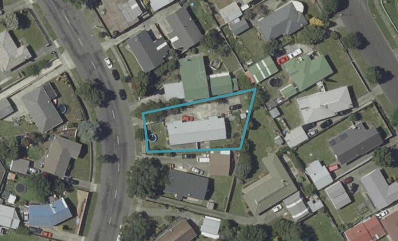 11B Kaimanawa Street, Kelvin Grove, Palmerston North - Carousel 1