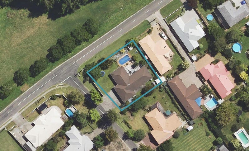 2 Island Road, Whataupoko, Gisborne - Carousel 1