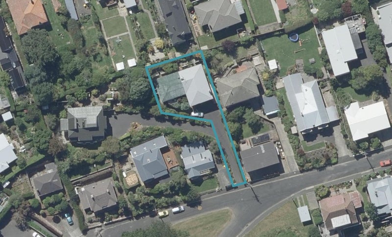 19A Henry Street, Maori Hill, Dunedin - Carousel 1