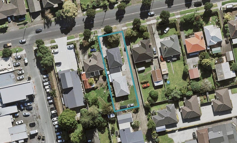 8B Rimu Road, Mangere Bridge, Auckland - Carousel 1