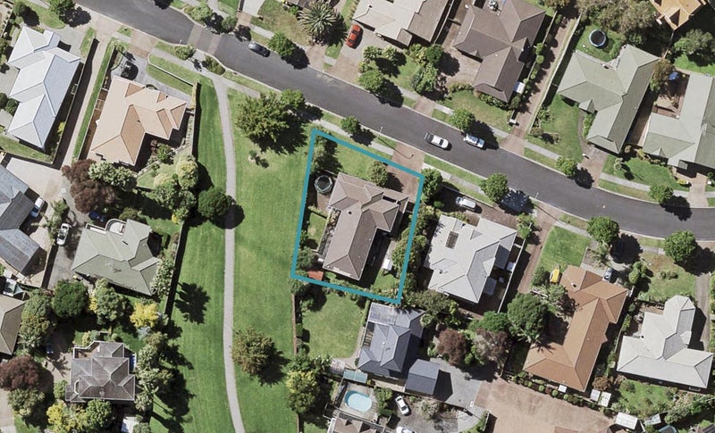 22 Frank Nobilo Drive, Golflands, Auckland - Carousel 1