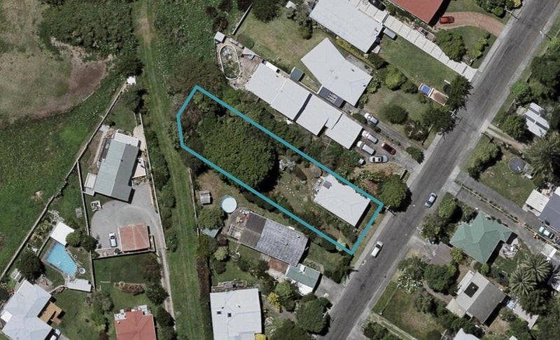 73 Kiwi Road, Raumati Beach, Paraparaumu - Carousel 1