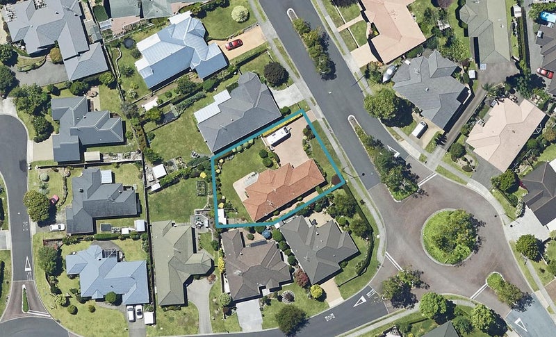 18 St Andrews Drive, Bethlehem, Tauranga - Carousel 1