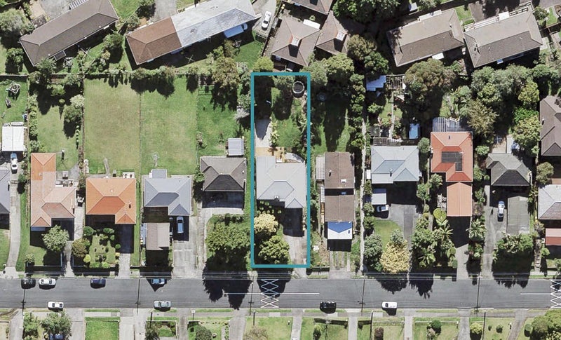 18 Sheridan Drive, New Lynn, Auckland - Carousel 1