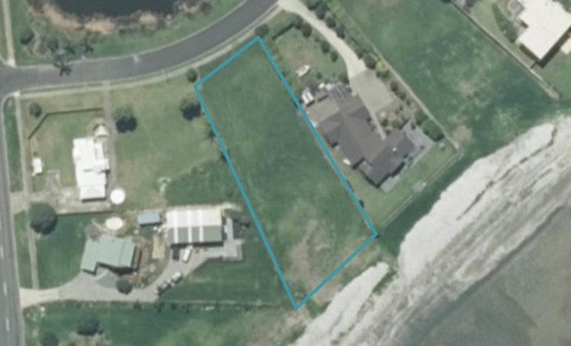 4 Rua One Place, WHAKATIWAI, MIRANDA - Carousel 1