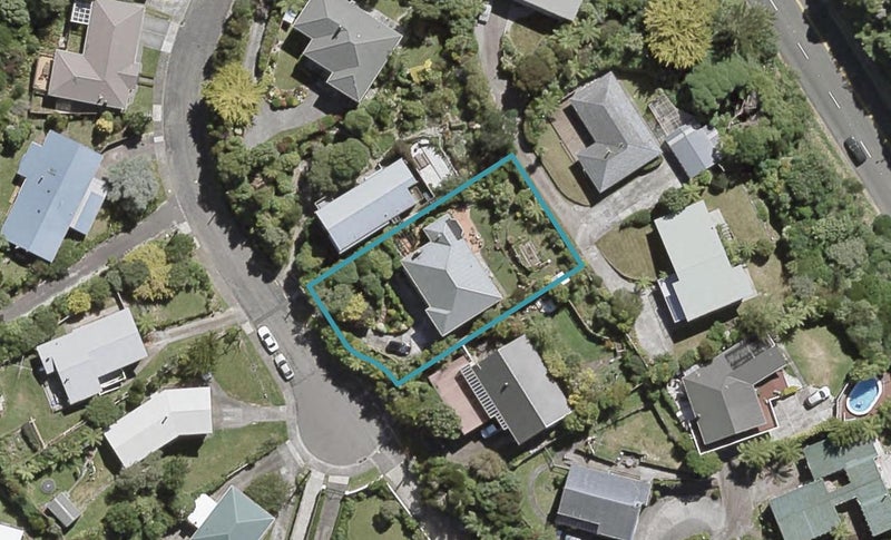 9 Vista Grove, Kelson, Lower Hutt - Carousel 1