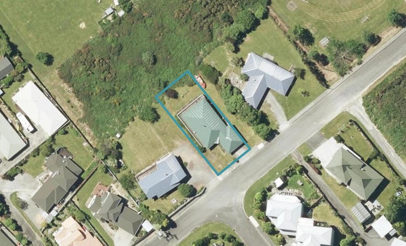 77 Moana View Road, Waikawa, Picton - Carousel 1