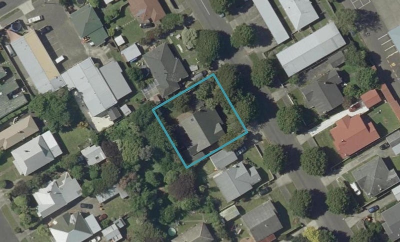 16 South Street, West End, Palmerston North - Carousel 1