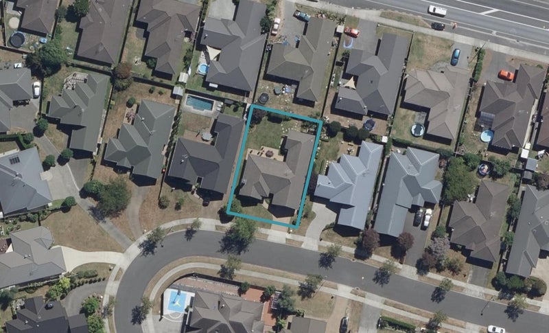 24 Haswell Place, Huntington, Hamilton - Carousel 1
