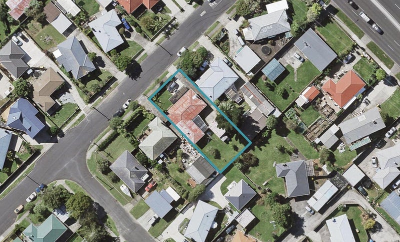 6 Tiraumea Drive, Pakuranga, Auckland - Carousel 1