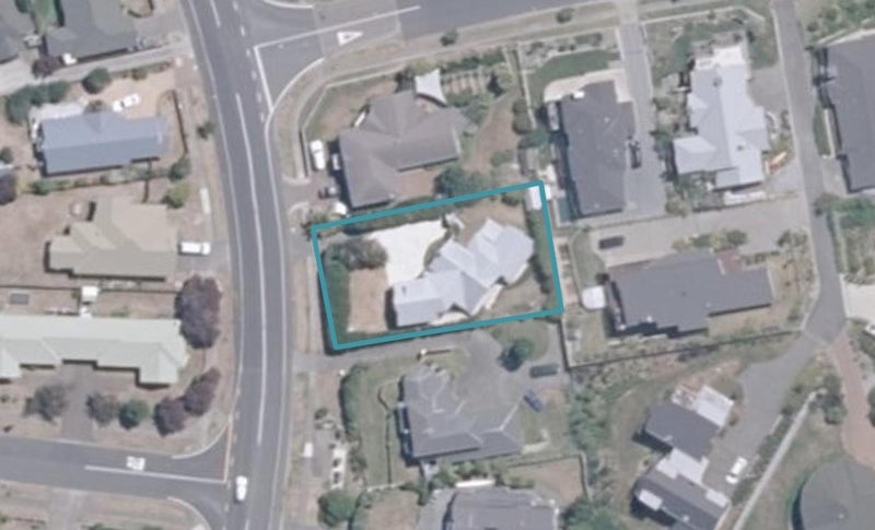 67 Arrowsmith Avenue, Waipahihi, Taupo - Carousel 1