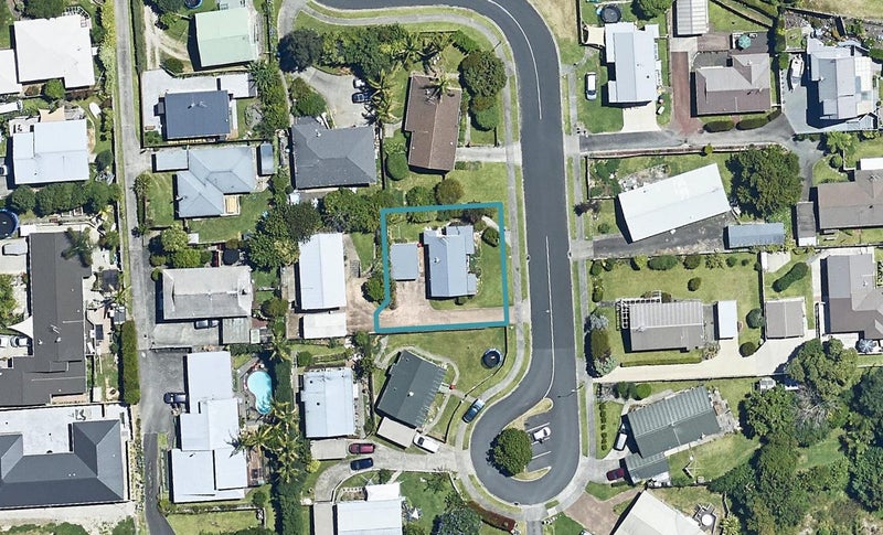 6 Ferndown Close, Brookfield, Tauranga - Carousel 1
