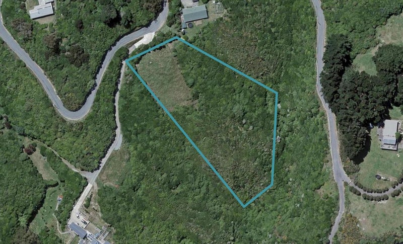 190 Glanmire Road, Newlands, Wellington - Carousel 1