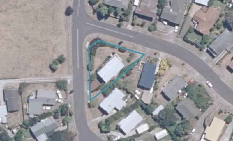 14 Park Place, Richmond Heights, Taupō - Carousel 1