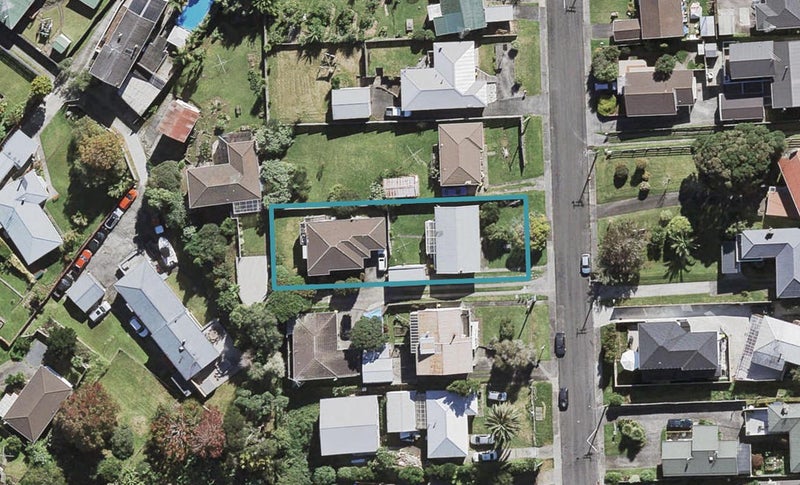 2/12 Sunnyfield Crescent, Glenfield, Auckland - Carousel 1
