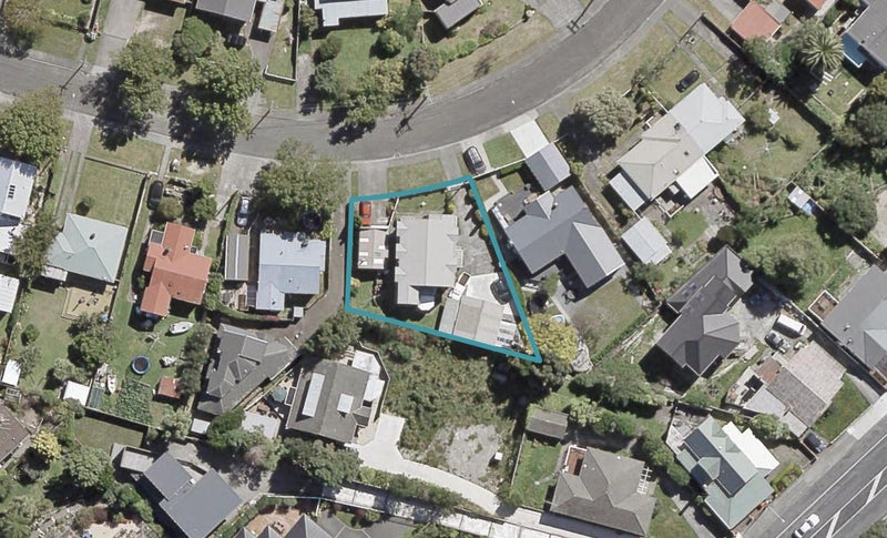 13 Allen Street, Boulcott, Lower Hutt - Carousel 1