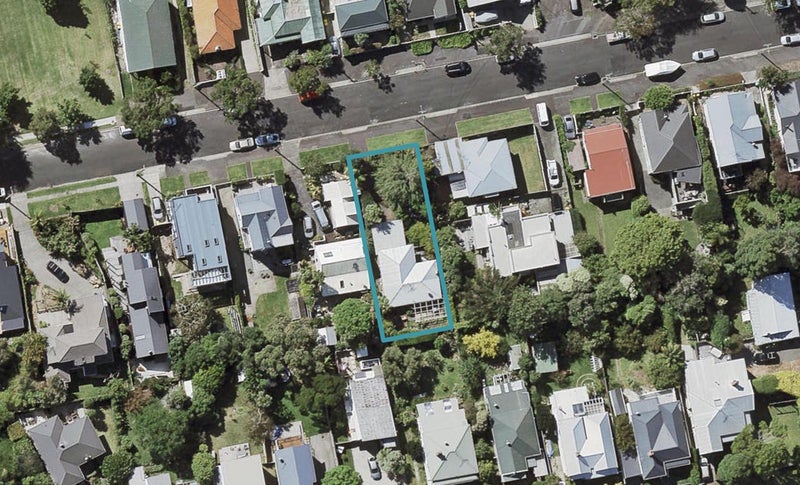 25 Hastings Parade, Devonport, Auckland - Carousel 1