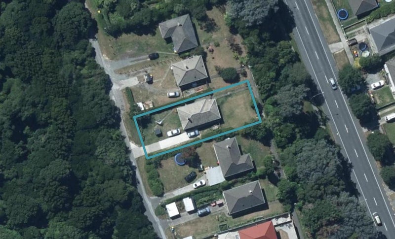 84 Mungavin Avenue, Ranui, Porirua - Carousel 1