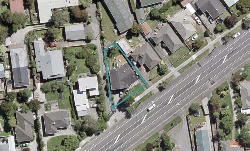 1073 Fergusson Drive, Clouston Park, Upper Hutt - Carousel 1
