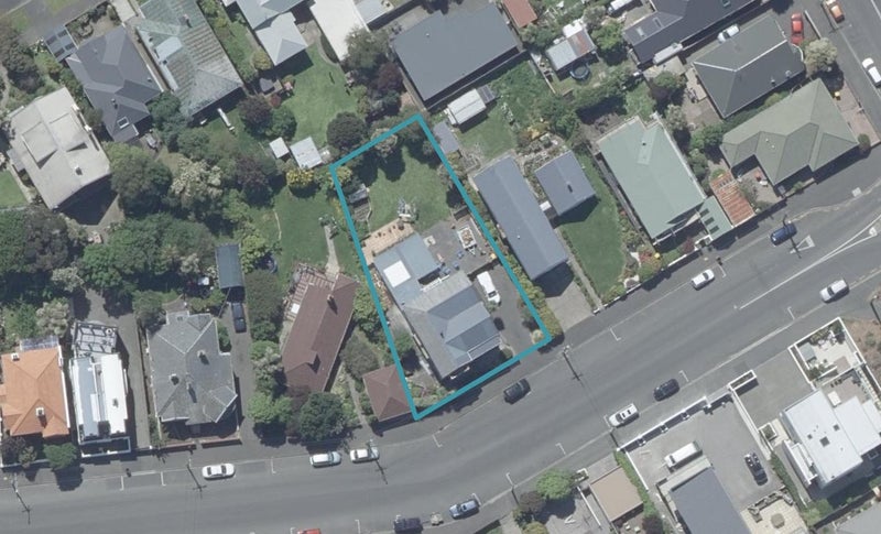 62 Bedford Street, Saint Clair, Dunedin - Carousel 1