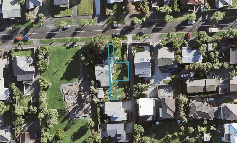 4/15 Henry Street, Avondale, Auckland - Carousel 1