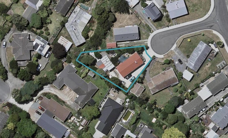 30 Manawa Avenue, Raumati Beach, Paraparaumu - Carousel 1