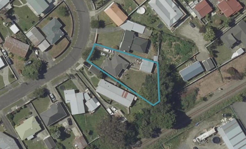 19 Tararua Terrace, Cloverlea, Palmerston North - Carousel 1