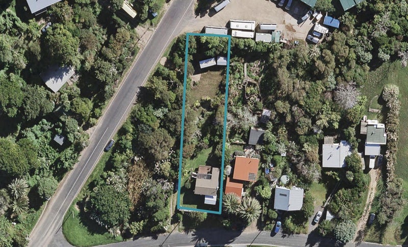 43 Hamilton Road, Surfdale, Waiheke Island - Carousel 1