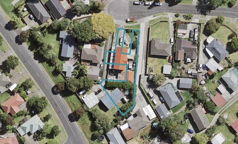 2/12 Frostbite Place, Ranui, Auckland - Carousel 1