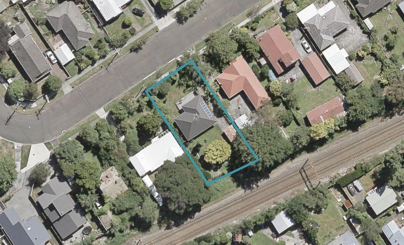 18 York Avenue, Heretaunga, Upper Hutt - Carousel 1