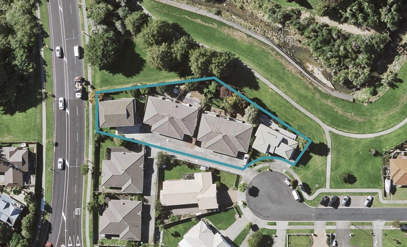 6/7 Marbeth Court, Botany Downs, Auckland - Carousel 1