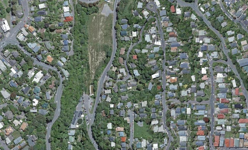 5 Creswick Terrace, Northland, Wellington - Carousel 1