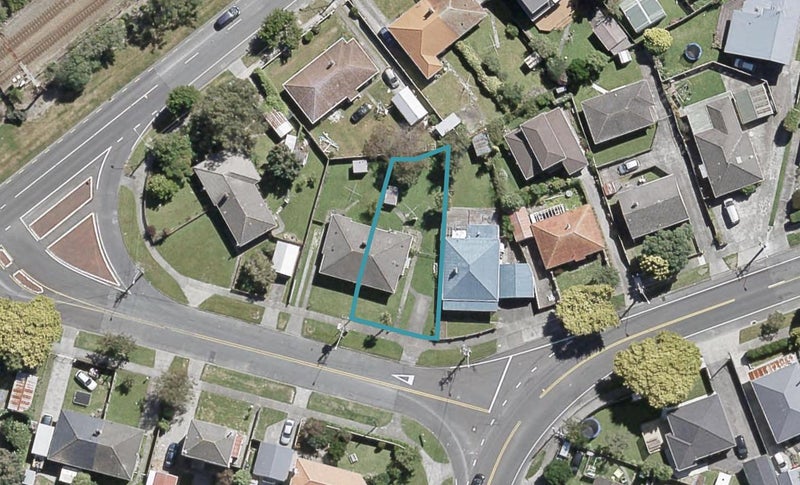 7 Naenae Road, Naenae, Lower Hutt - Carousel 1