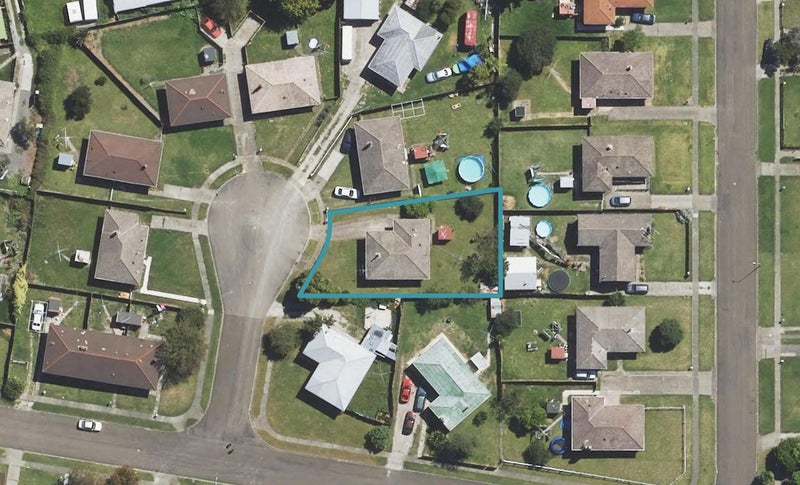 3 Boyle Place, Outer Kaiti, Gisborne - Carousel 1