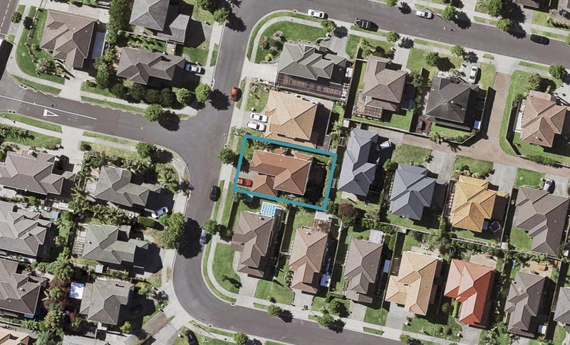17 Stonebrooke Lane, Flat Bush, Auckland - Carousel 1