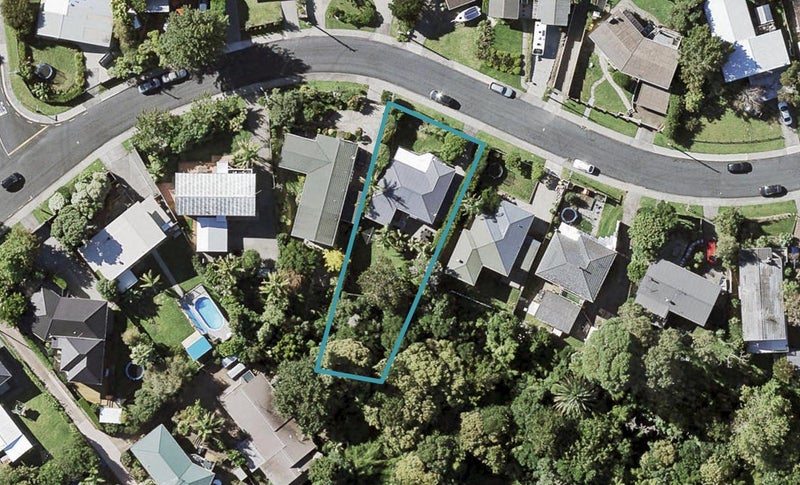 23 Trelawn Place, Cockle Bay, Auckland - Carousel 1