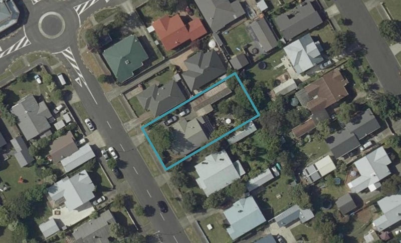 51 Lyndhurst Street, Takaro, Palmerston North - Carousel 1