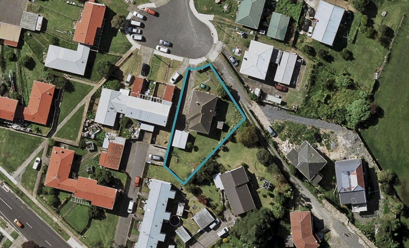 9 Garrett Place, Otara, Auckland - Carousel 1